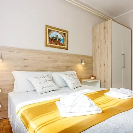 Guest house Franelic